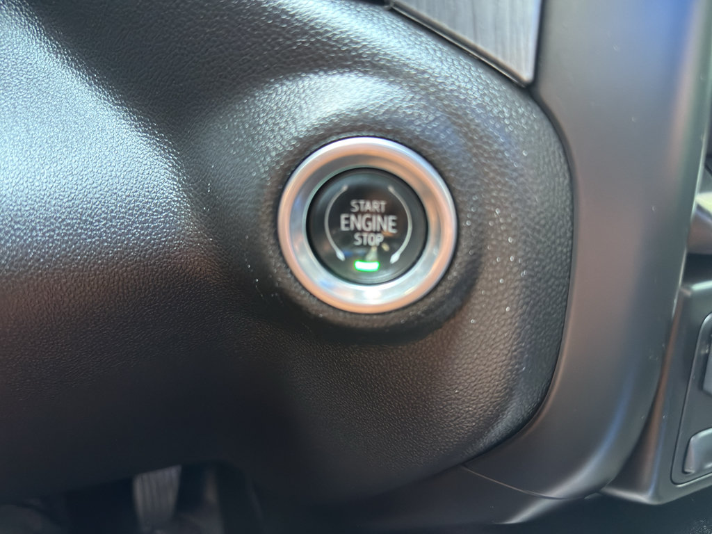 Used 2022 GMC Sierra 2500 Denali AWD/4WD image 26