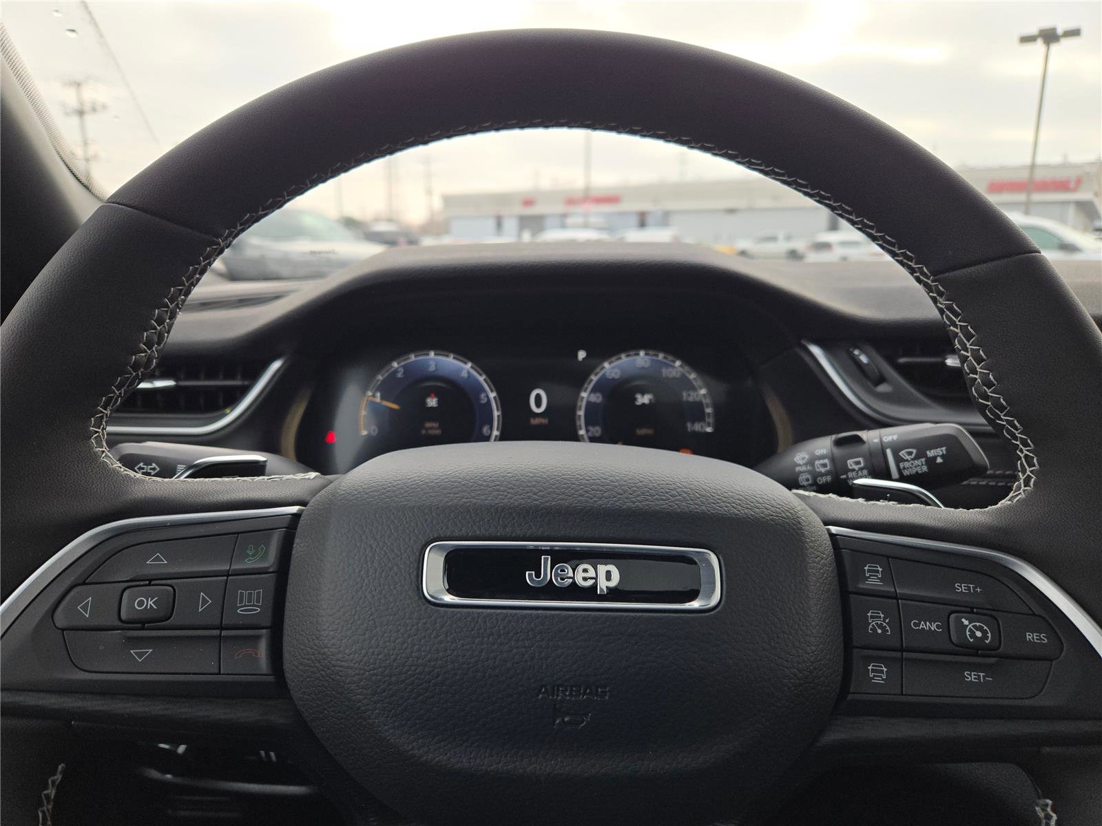 New 2025 Jeep Grand Cherokee Altitude w/ Trailer Tow Package image 36