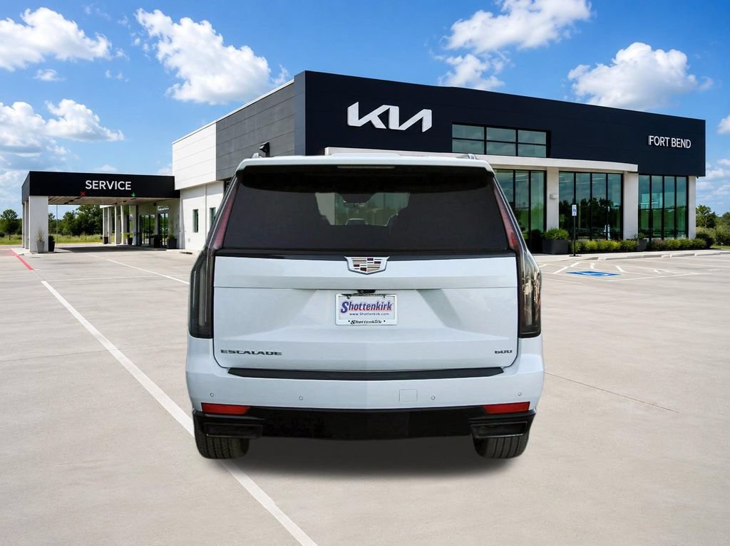 Used 2022 Cadillac Escalade ESV Sport Platinum AWD/4WD image 6