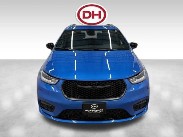 New 2026 Chrysler Pacifica Select w/ S Appearance Package AWD/4WD image 7