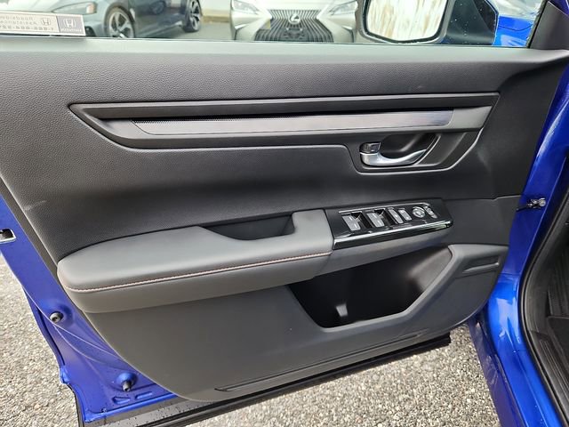Used 2025 Honda CR-V Sport image 12