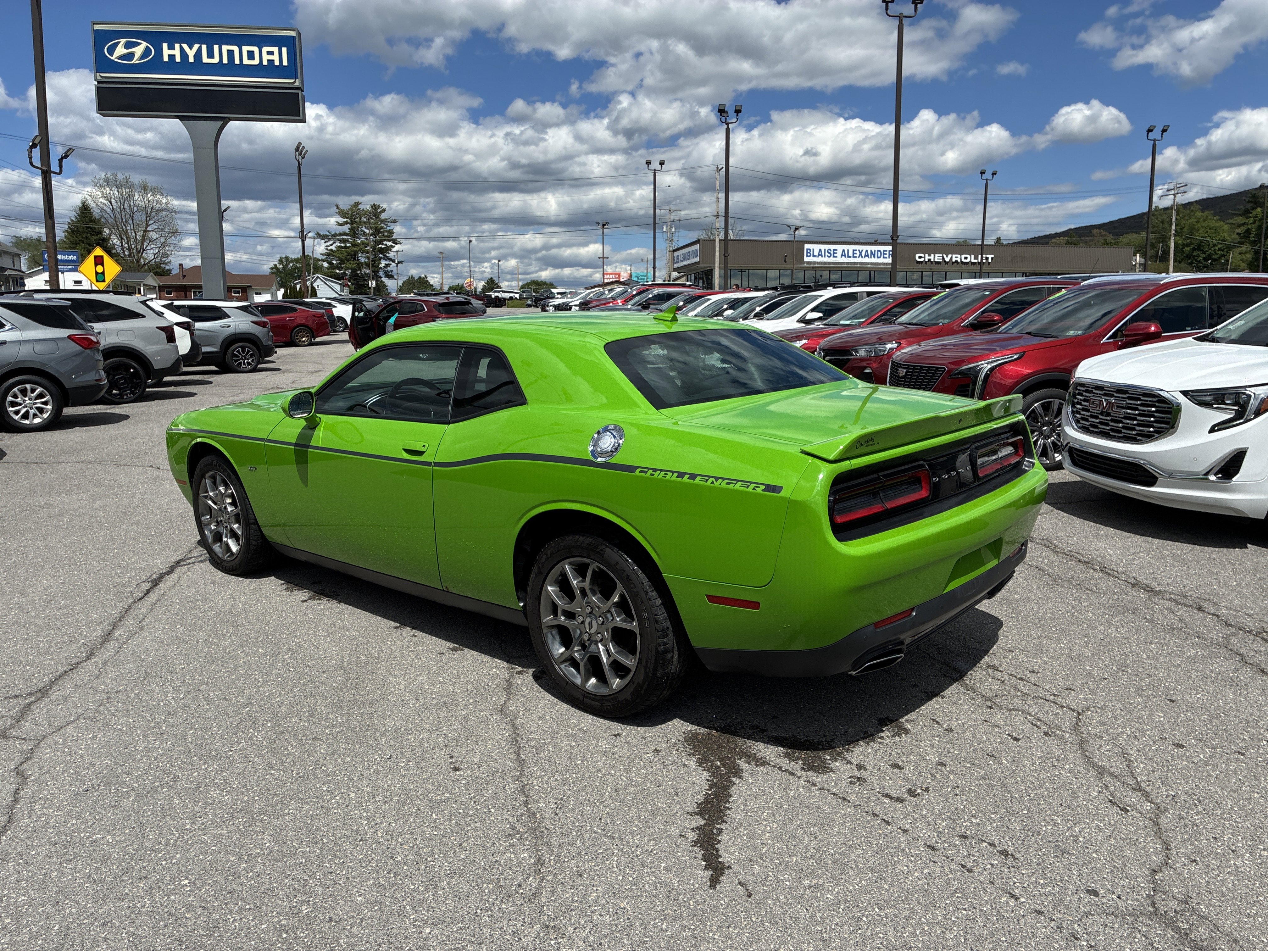 Used 2017 Dodge Challenger GT AWD/4WD image 5