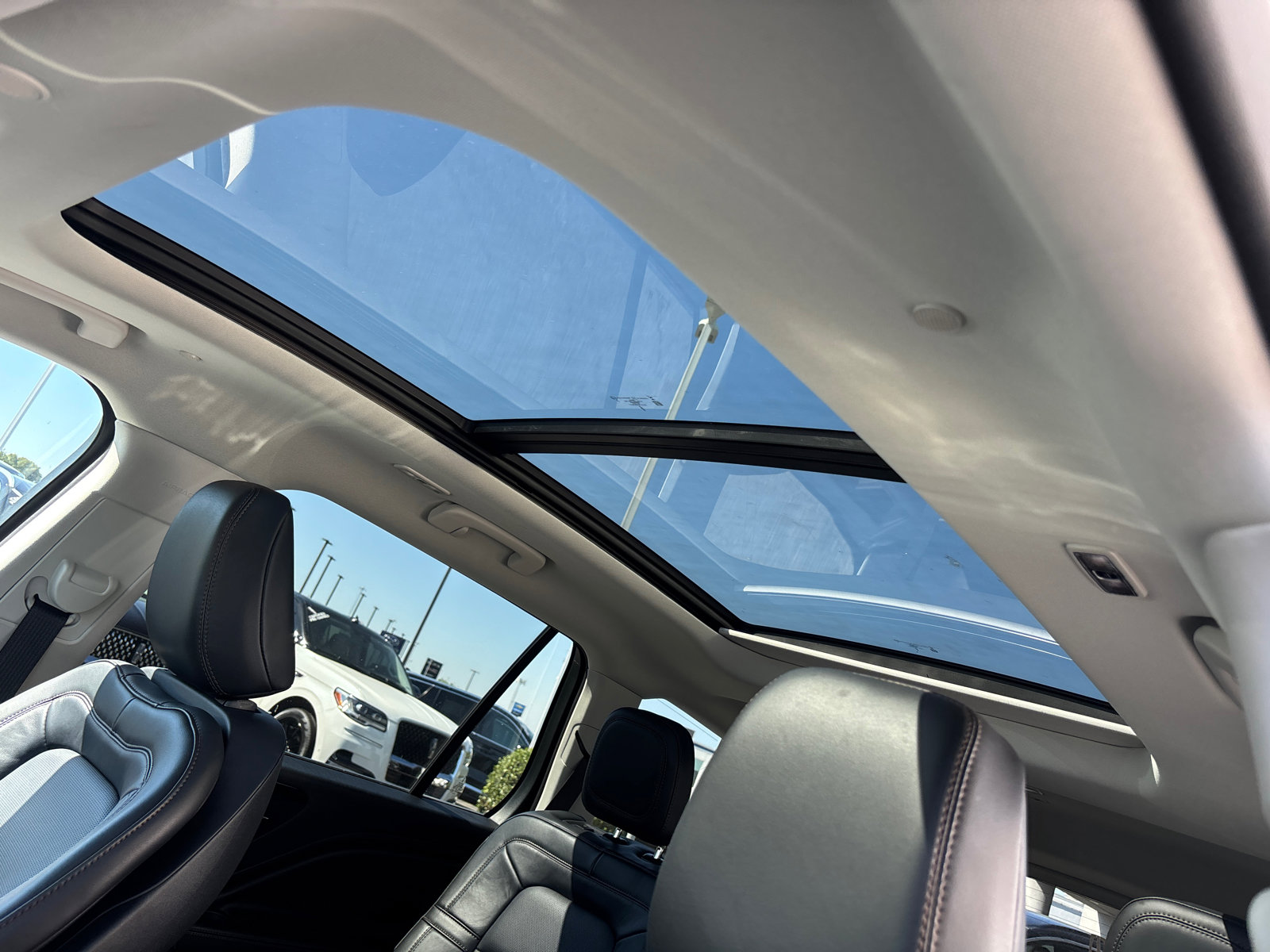 New 2025 Lincoln Aviator Reserve w/ Illumination Package image 26