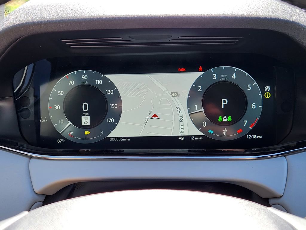 New 2026 Land Rover Range Rover Evoque Dynamic SE image 18