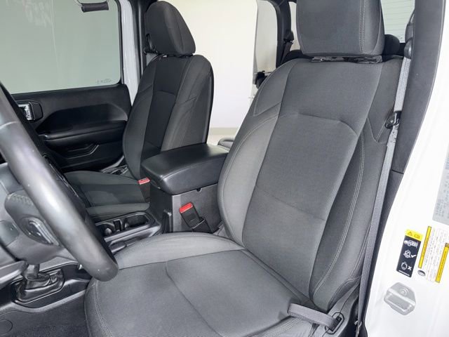 Used 2020 Jeep Gladiator Sport w/ Quick Order Package 24S image 12