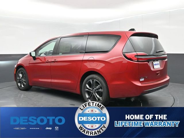 New 2026 Chrysler Pacifica Select image 6