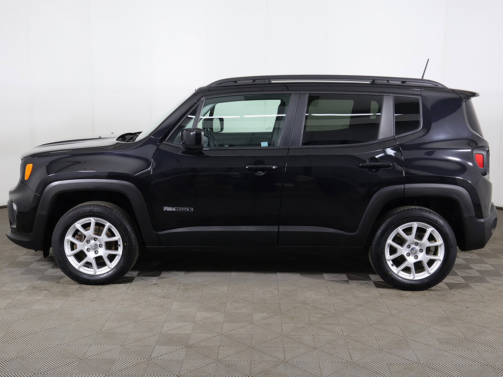 Used 2019 Jeep Renegade Latitude AWD/4WD image 14