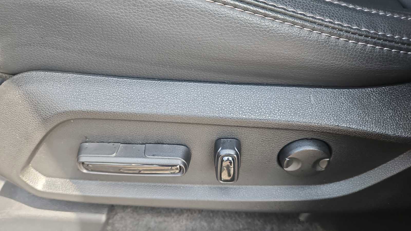 Used 2024 Honda Pilot EX-L image 14