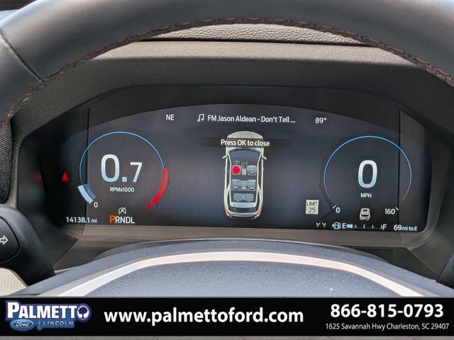 Used 2025 Ford Explorer Active RWD image 28