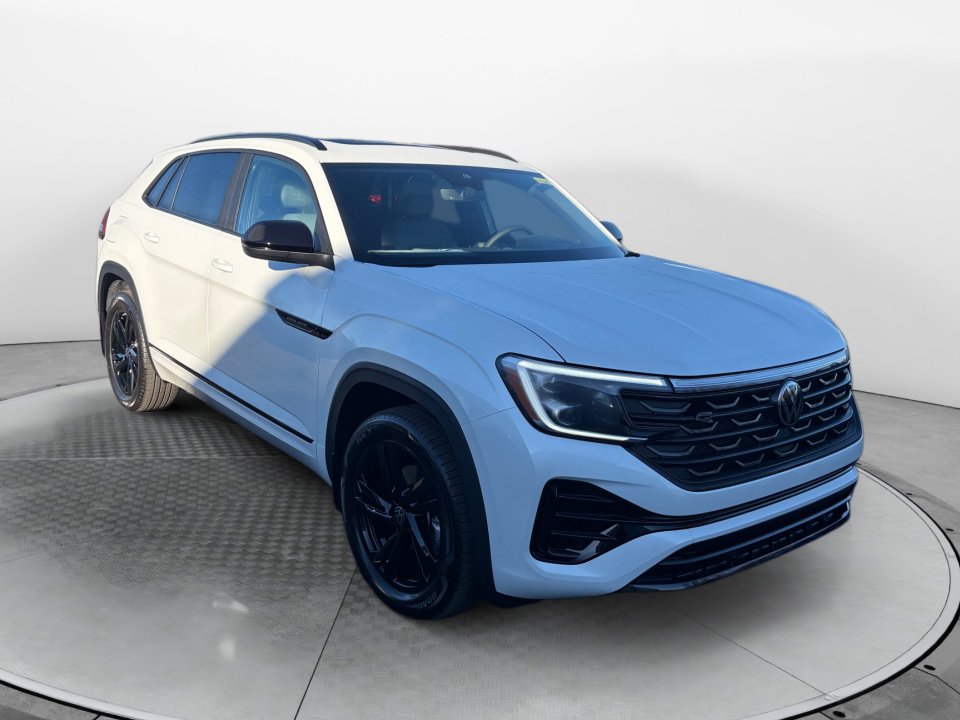 New 2026 Volkswagen Atlas Cross Sport SEL R-Line image 1