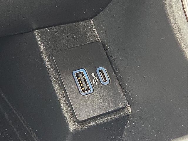 Used 2024 Ford Edge SEL w/ Convenience Package AWD/4WD image 25