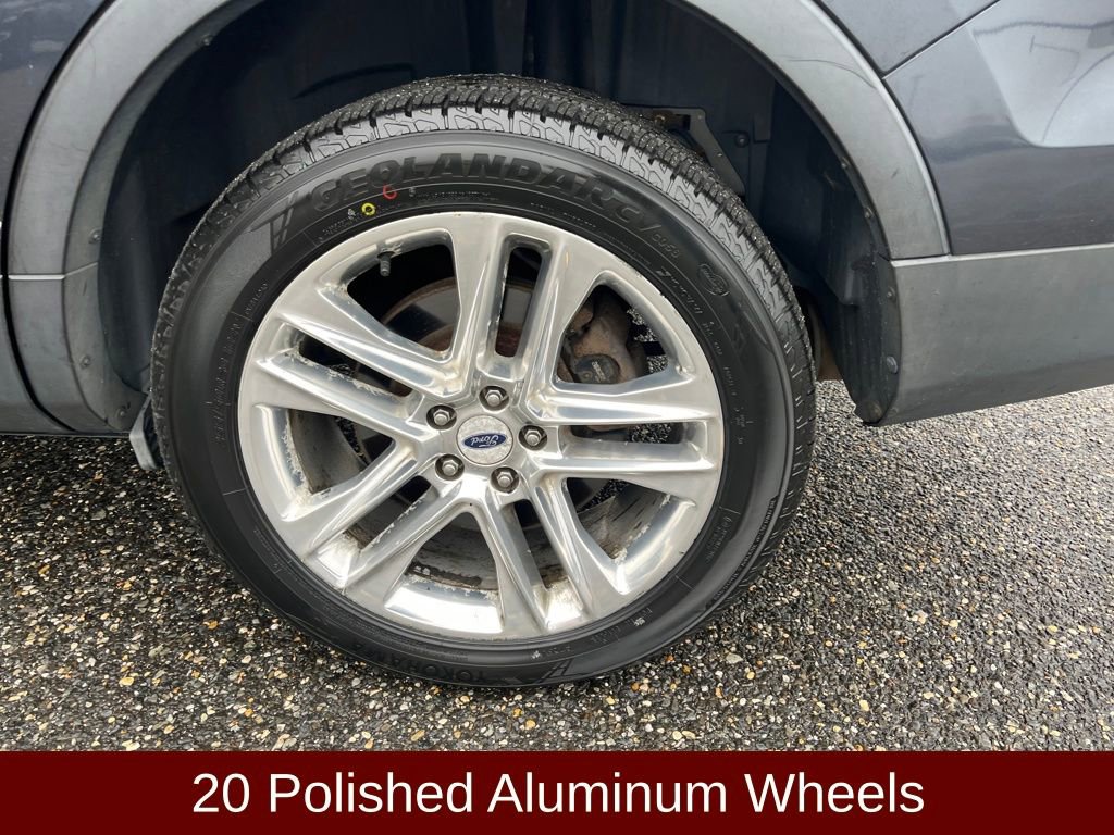 Used 2017 Ford Explorer XLT w/ Equipment Group 202A image 26