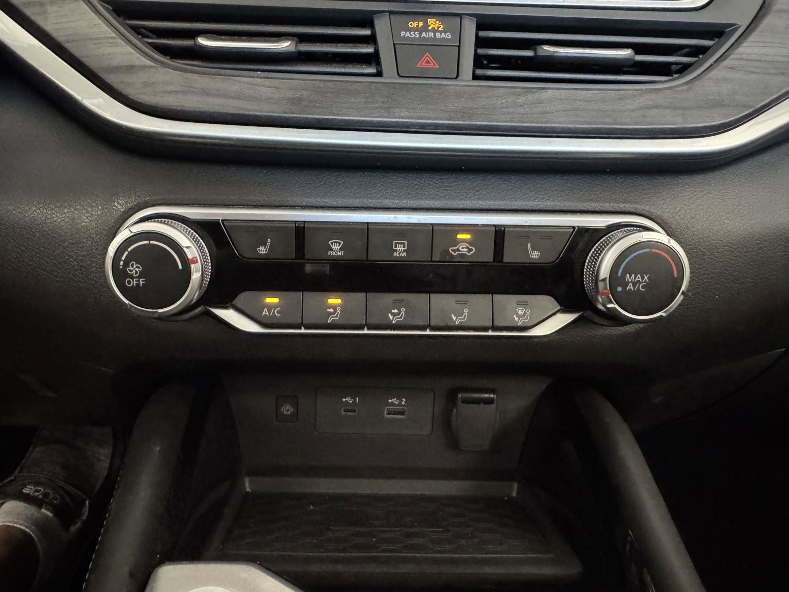 Used 2023 Nissan Altima 2.5 SV w/ SV Premium Package image 16