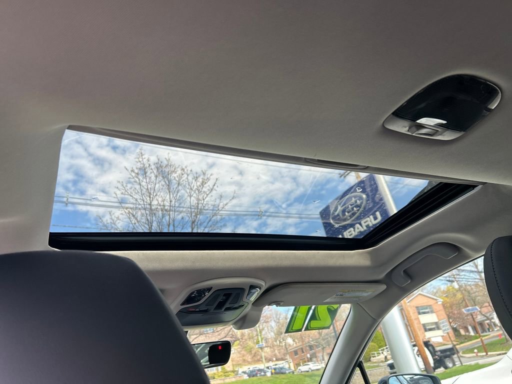 Used 2021 Subaru Outback Limited image 23