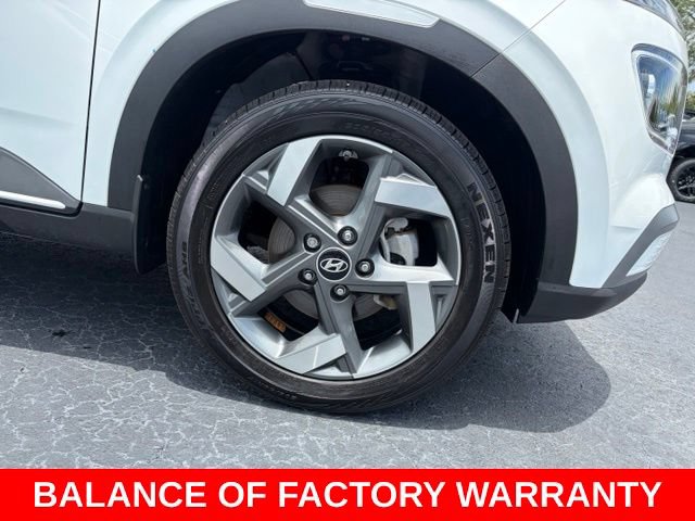 Used 2025 Hyundai Venue Limited FWD image 8