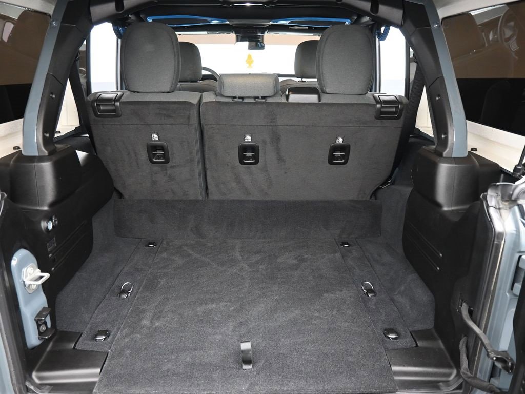 Used 2024 Jeep Wrangler Unlimited w/ Convenience Group image 15