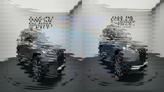 Used 2025 Lincoln Corsair Reserve w/ Equipment Group 202A image 7