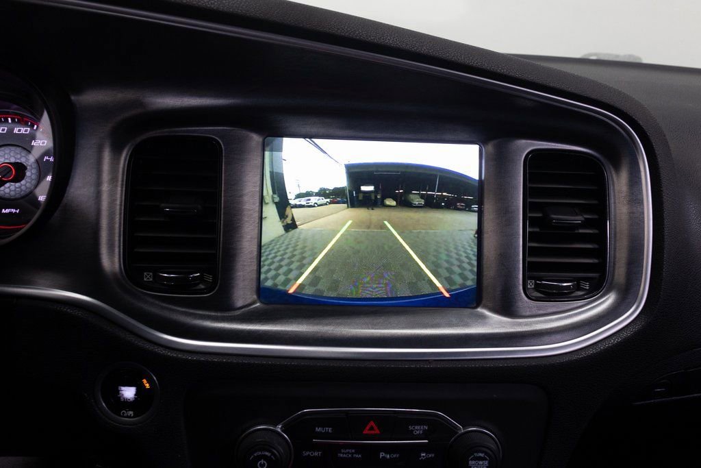 Used 2018 Dodge Charger R/T image 31