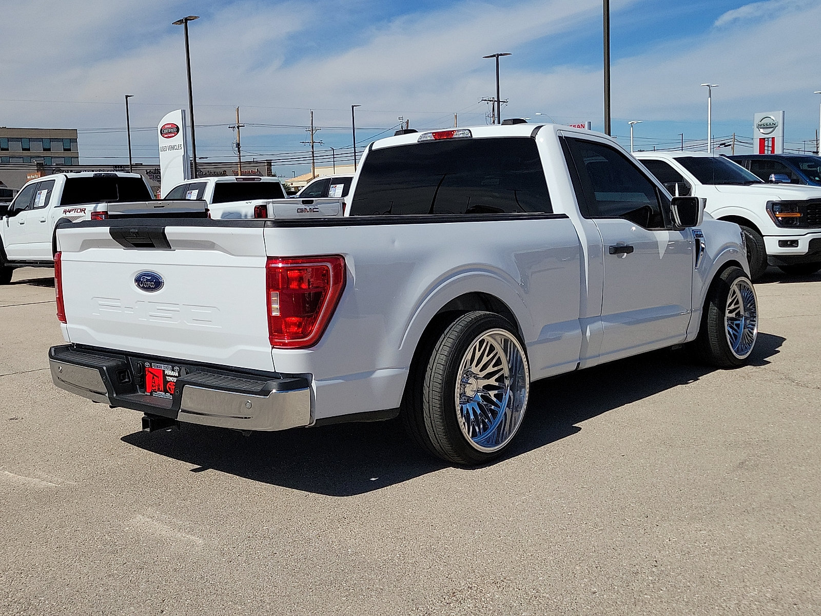 Used 2023 Ford F150 XLT w/ Equipment Group 301A Mid RWD image 4