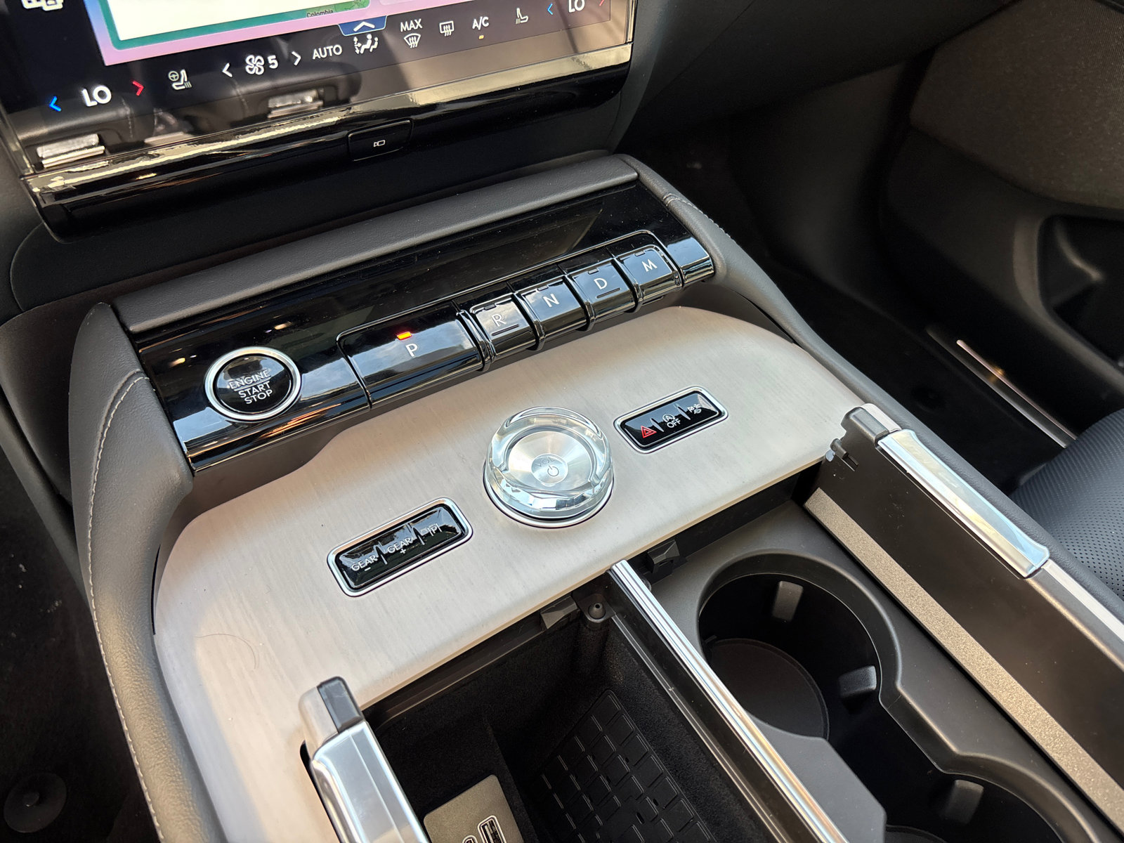 New 2025 Lincoln Navigator L Reserve image 23