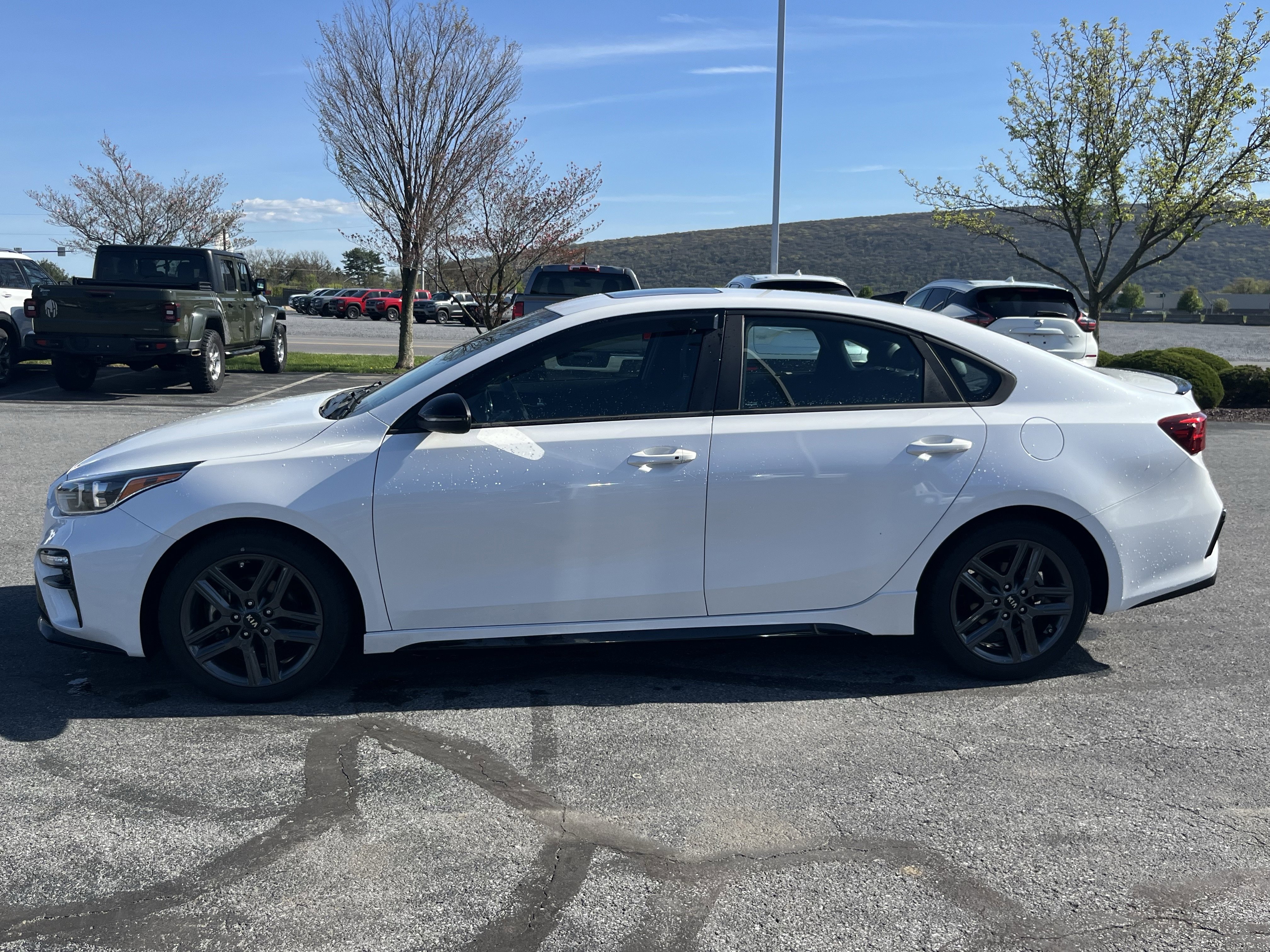 Used 2021 Kia Forte GT-Line w/ GT-Line Premium Package FWD image 7