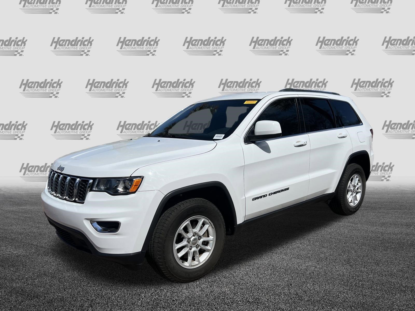 Used 2020 Jeep Grand Cherokee Laredo image 5