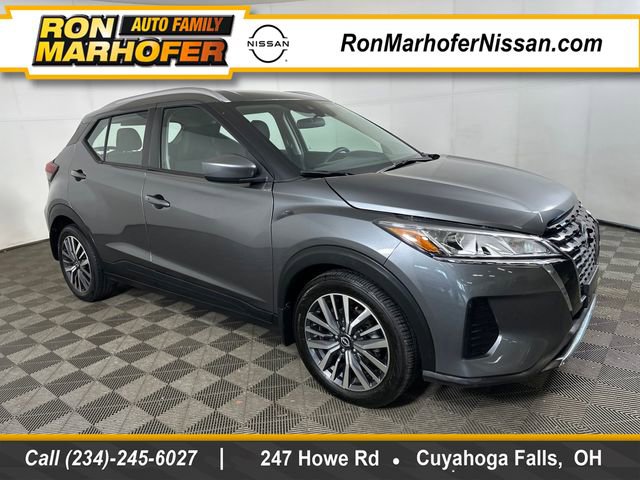 Used 2023 Nissan Kicks SV image 1