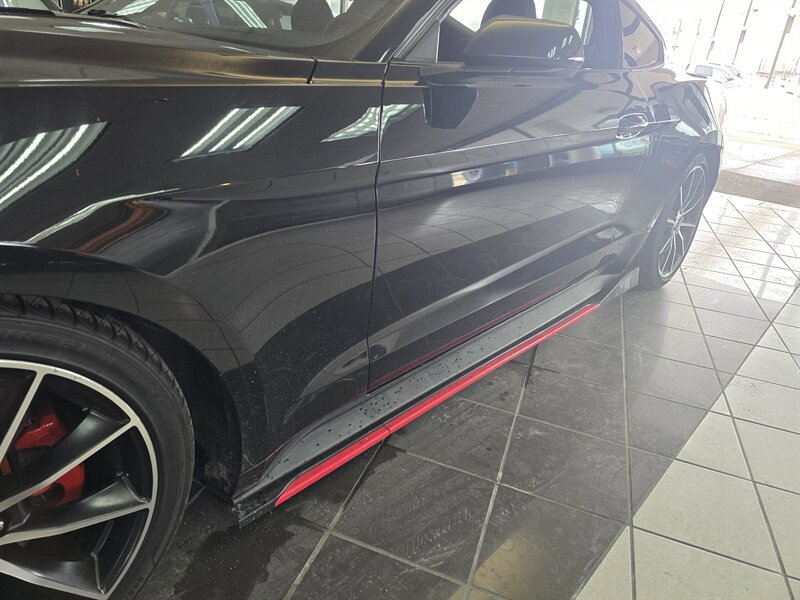 Used 2019 Ford Mustang Coupe w/ Black Accent Package image 24
