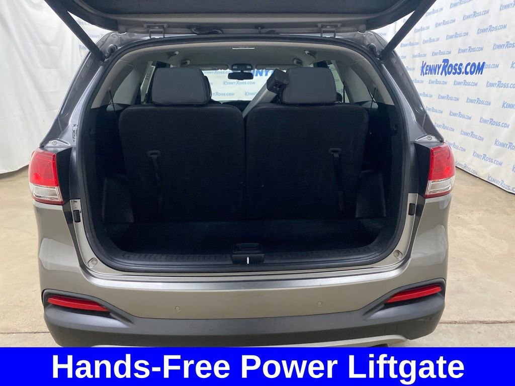 Used 2016 Kia Sorento EX w/ EX Premium Package image 10