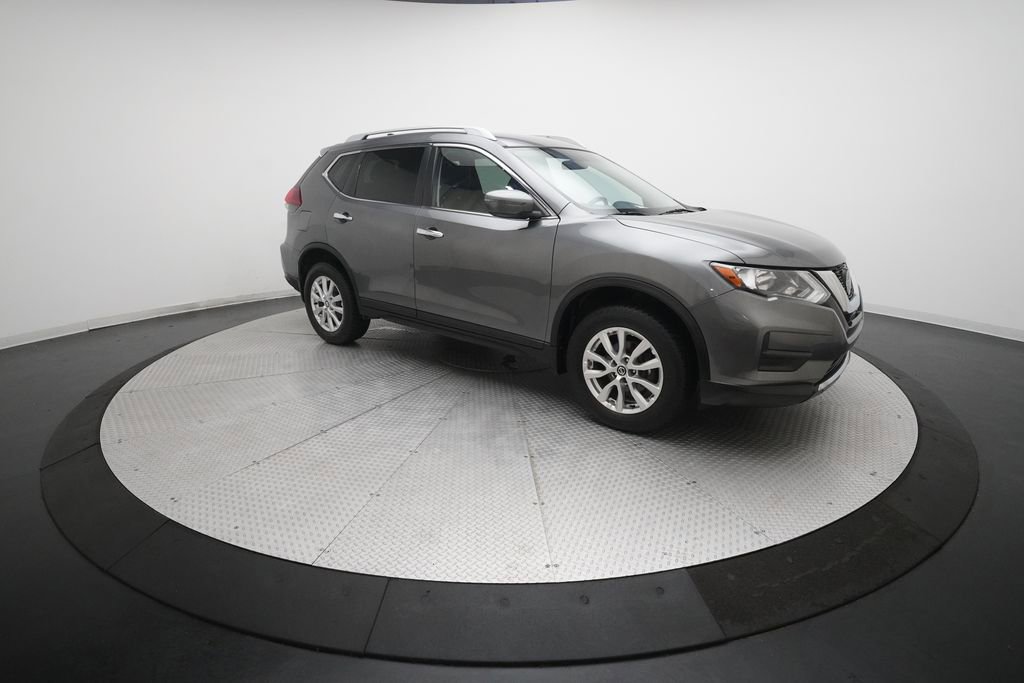 Used 2019 Nissan Rogue SV image 12
