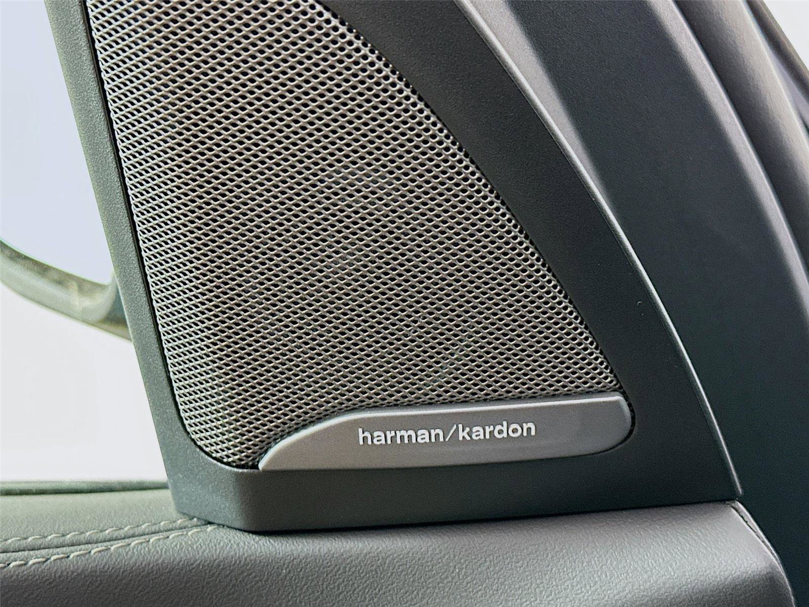 New 2026 BMW X5 xDrive40i w/ M Sport Package image 19