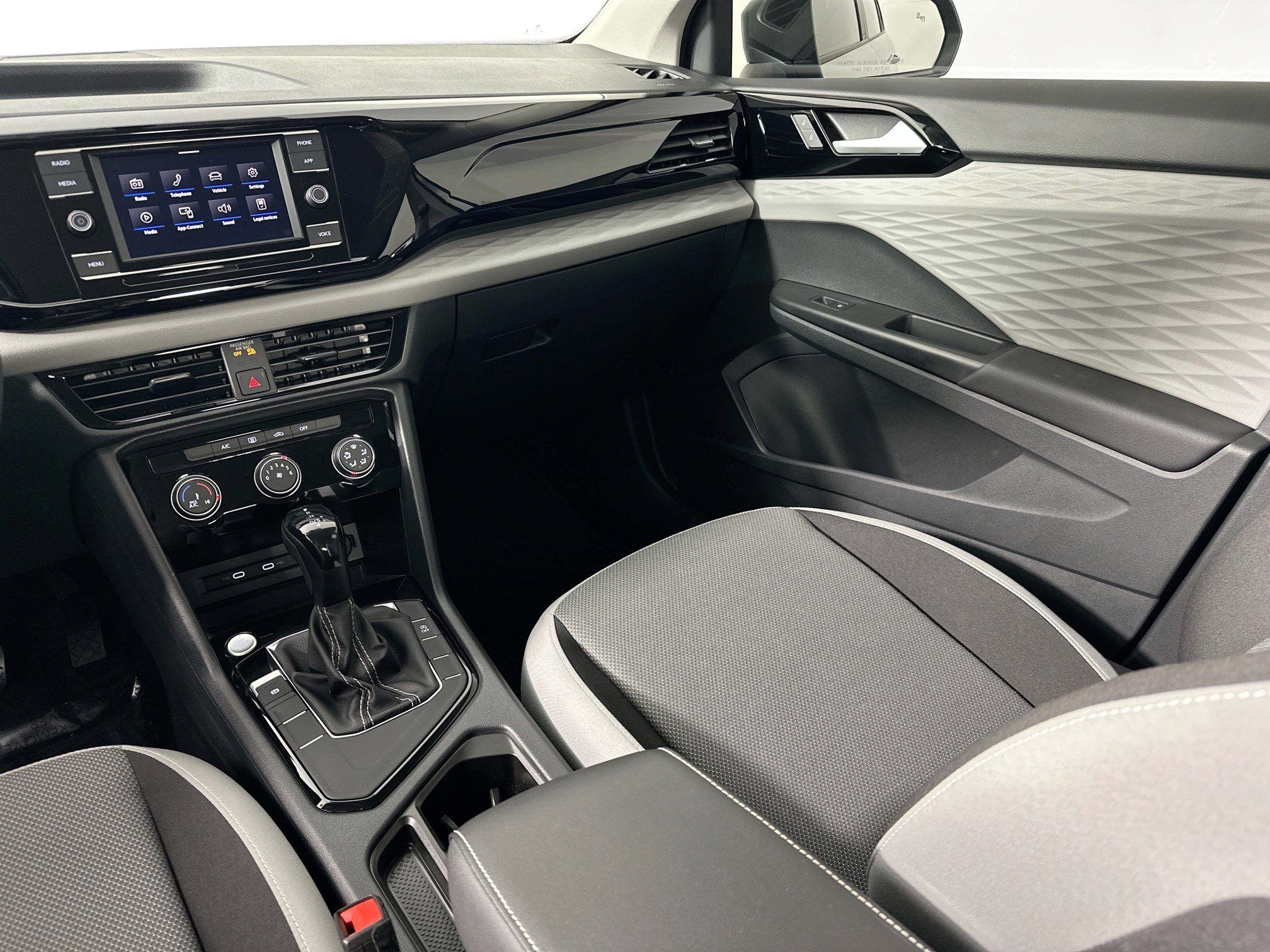 Used 2023 Volkswagen Taos S image 21