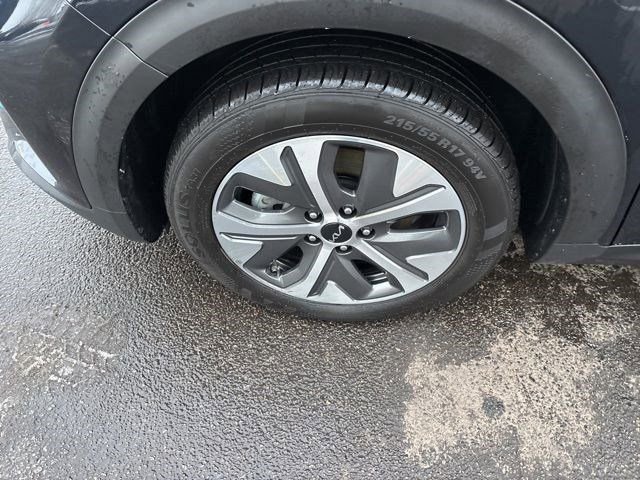 Used 2022 Kia Niro EX w/ Cold Weather Package image 44