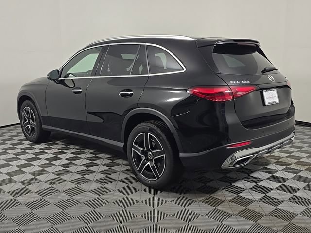 New 2026 Mercedes-Benz GLC 300 4MATIC image 3