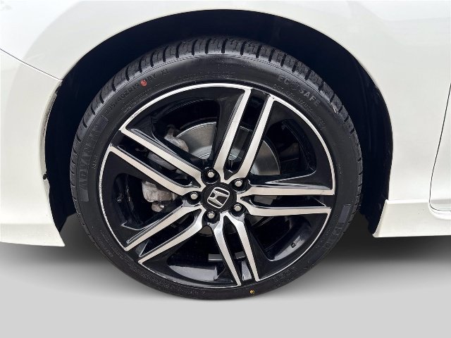 Used 2017 Honda Accord Touring image 27