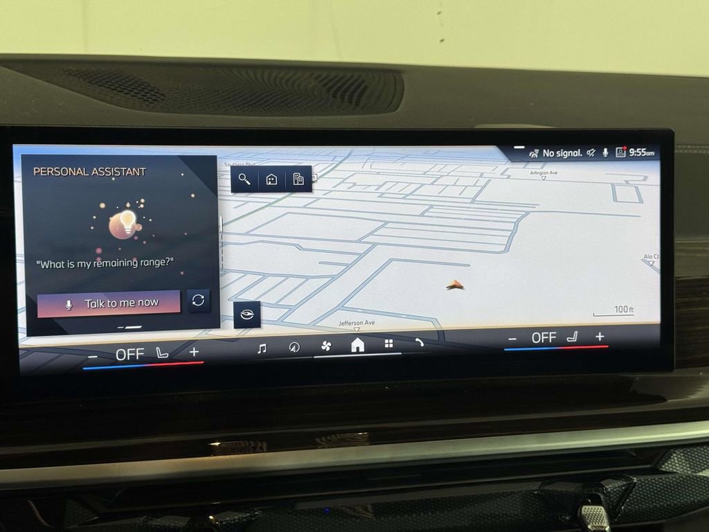 Used 2025 BMW X5 xDrive50e w/ Premium Package image 27