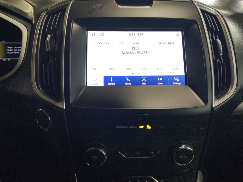 Used 2020 Ford Edge SEL AWD/4WD image 25