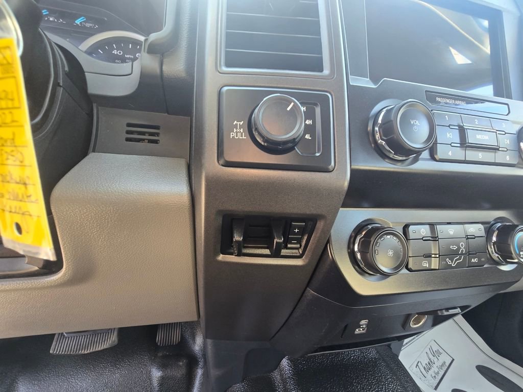 Used 2022 Ford F250 XL w/ Power Equipment Group image 15