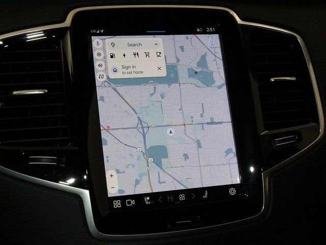 Used 2024 Volvo XC90 T8 Ultimate w/ Protection Package Premier image 20