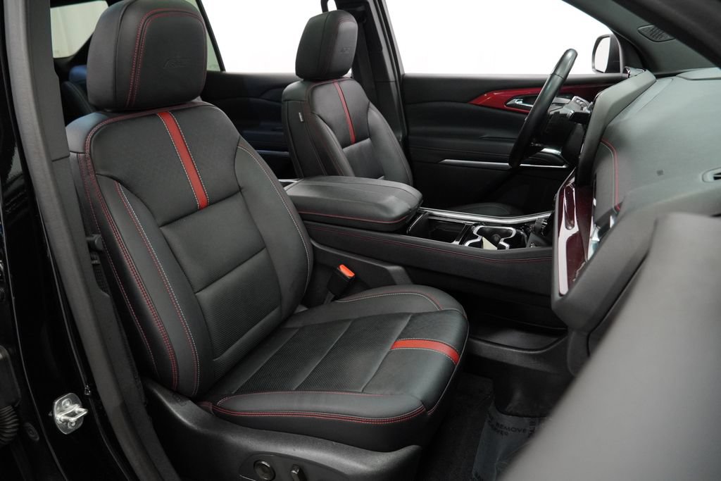 Used 2024 Chevrolet Traverse RS w/ LPO, Floor Liner Package AWD/4WD image 33