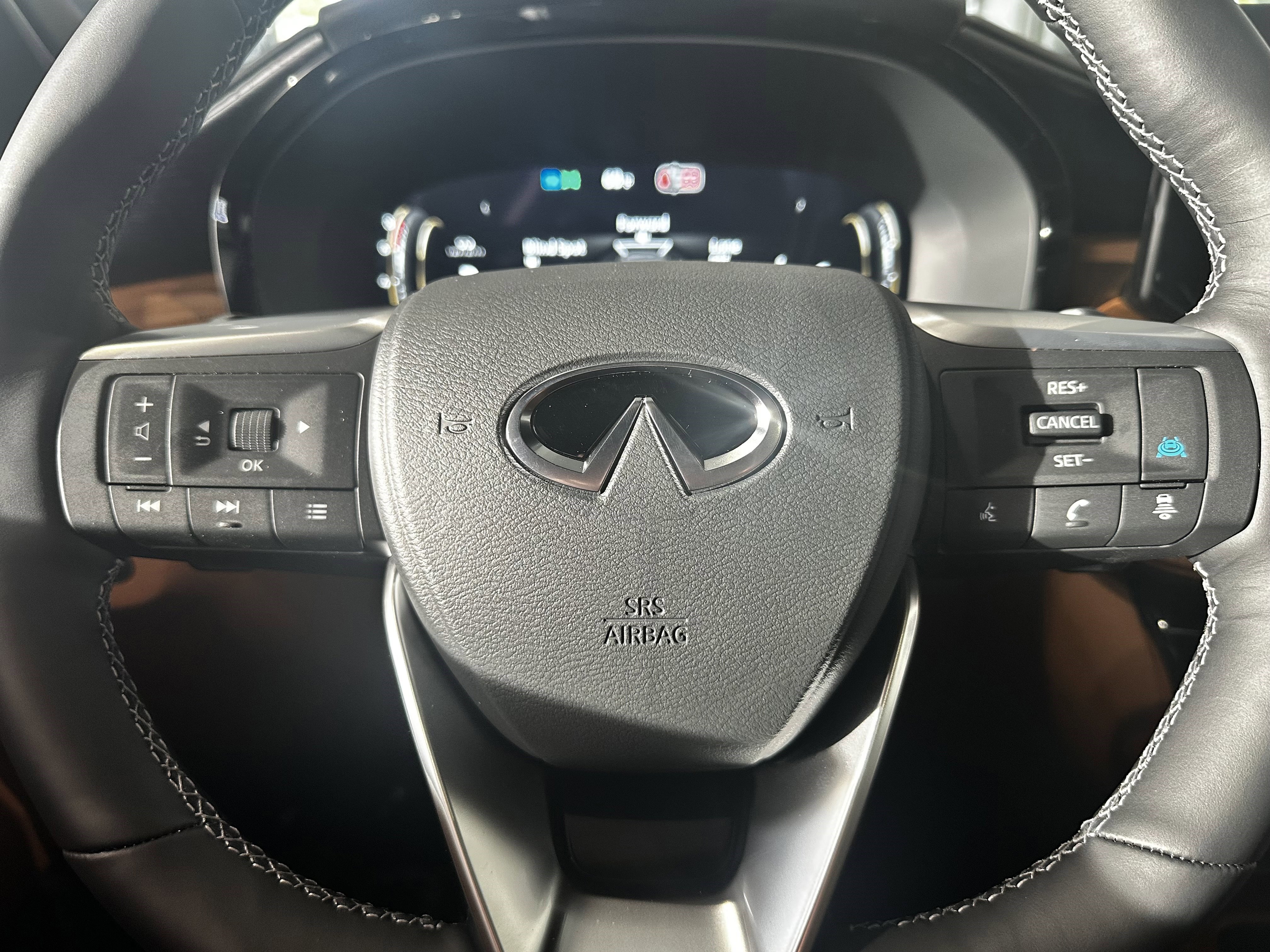 New 2026 INFINITI QX60 Autograph image 15