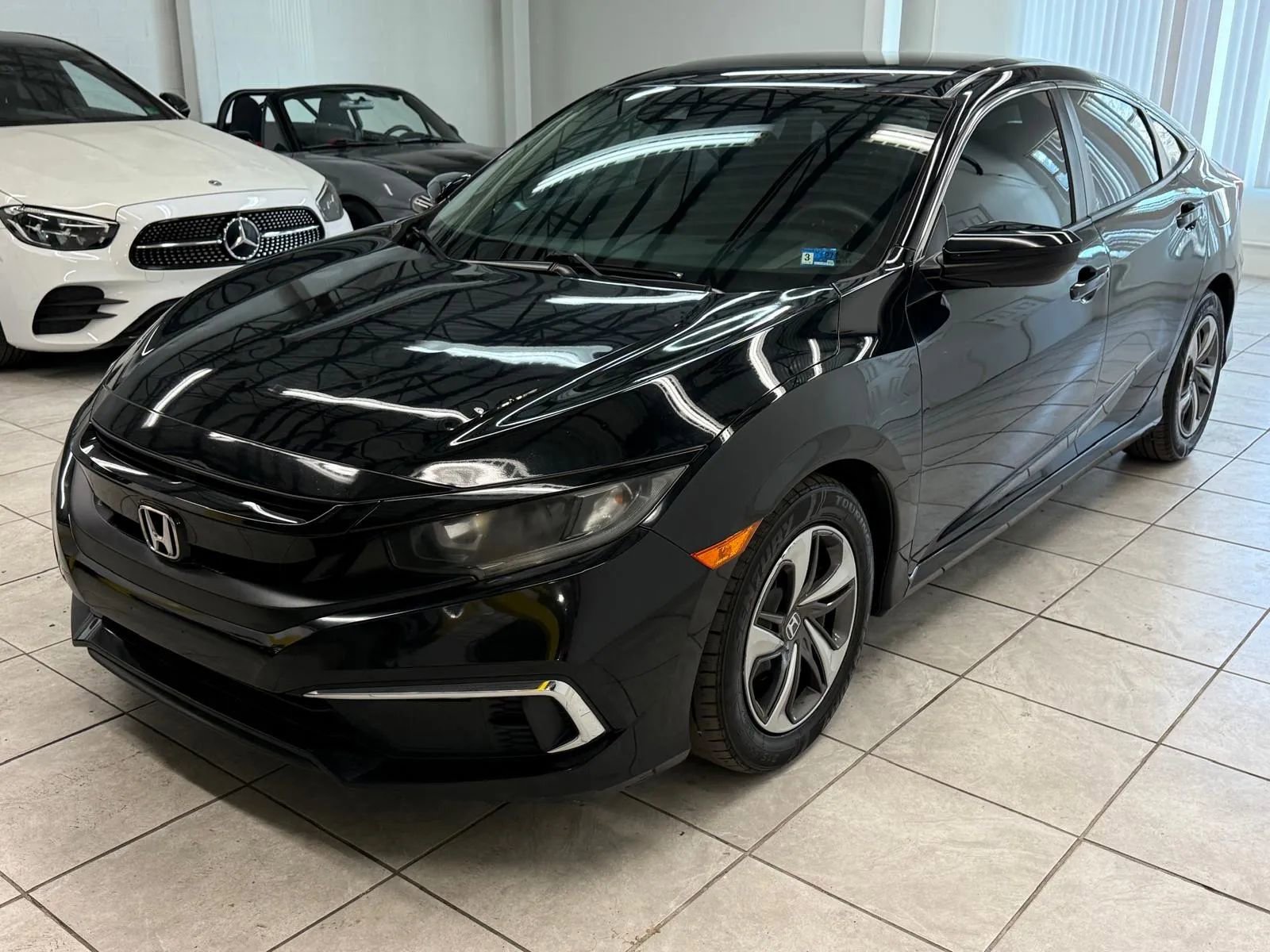Used 2020 Honda Civic LX image 3