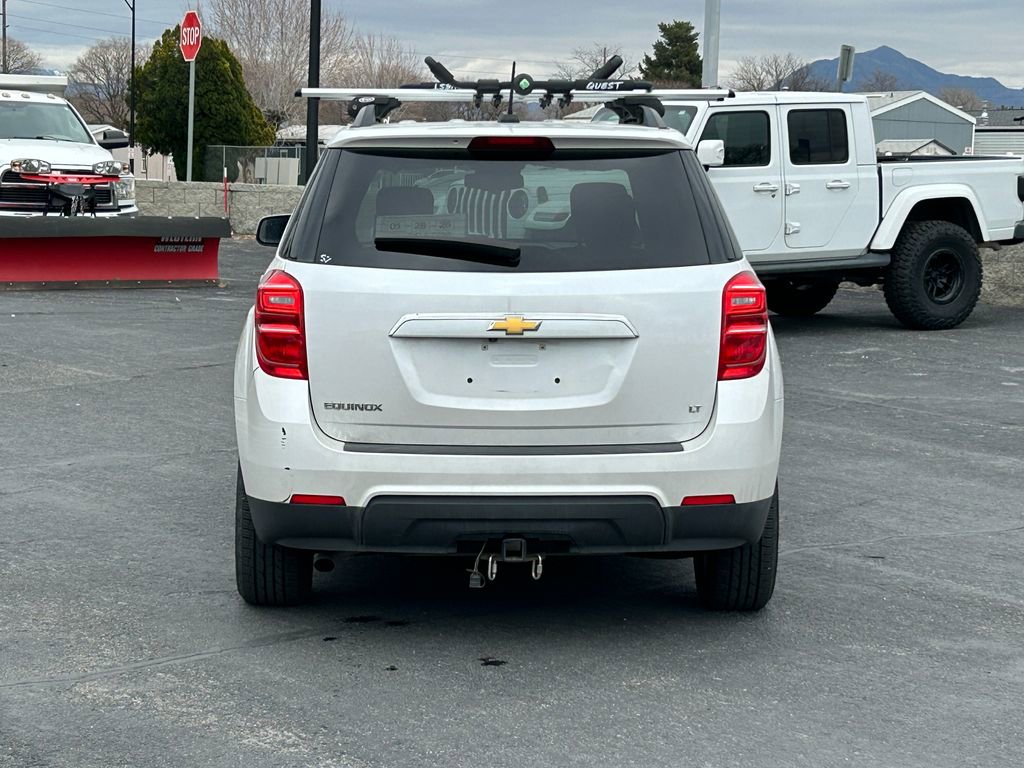 Used 2017 Chevrolet Equinox LT w/ Convenience Package FWD image 6