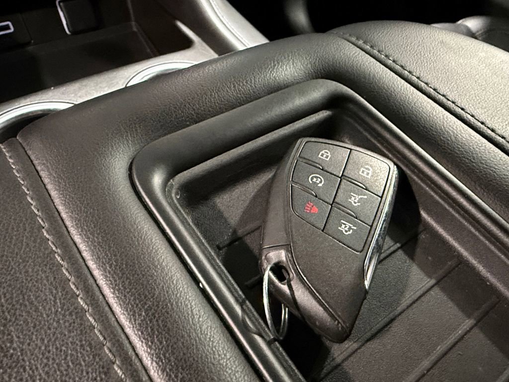 Used 2022 Chevrolet Tahoe Z71 w/ Luxury Package image 44