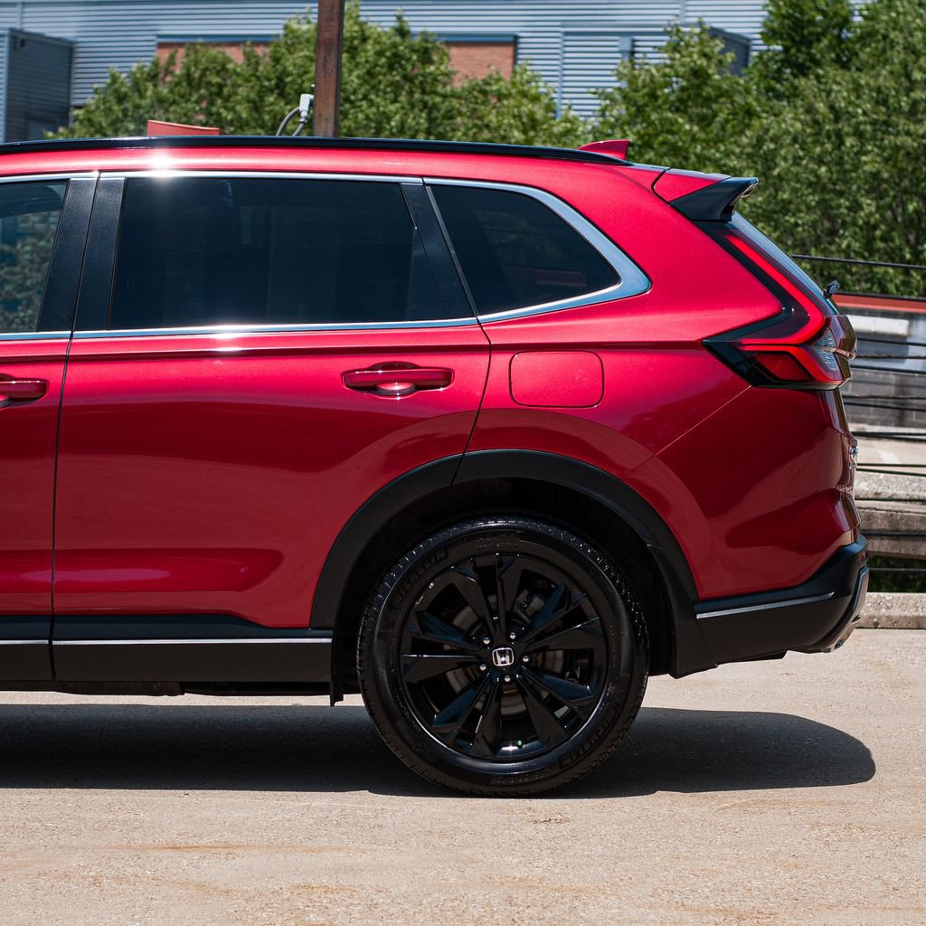 Used 2025 Honda CR-V Sport Touring image 4