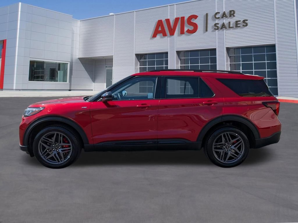 Used 2025 Ford Explorer ST-Line w/ ST-Line Street Pack image 10