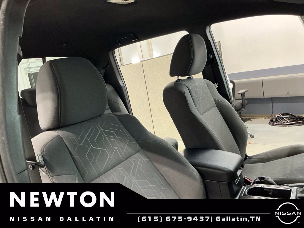 Used 2017 Toyota Tacoma TRD Off-Road w/ Tow Package (A/T) AWD/4WD image 21