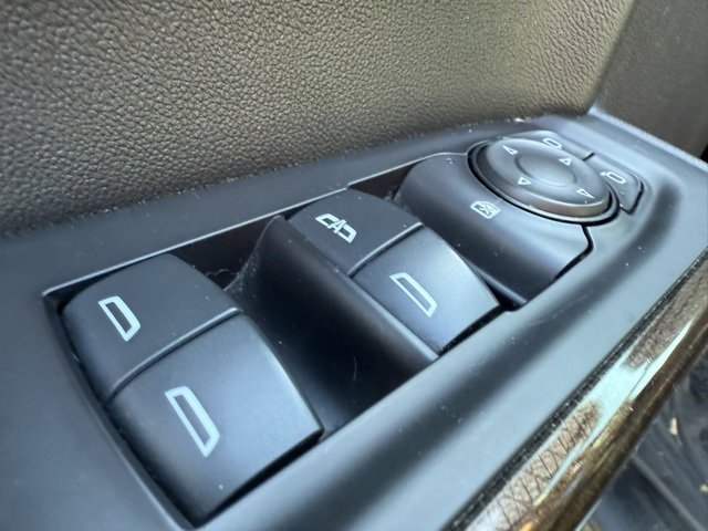 Used 2021 Chevrolet Silverado 1500 LT Trail Boss image 13