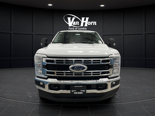 Used 2024 Ford F250 XLT AWD/4WD image 8