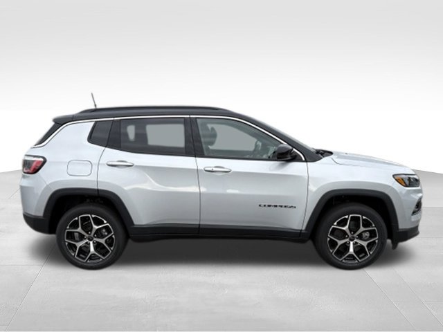 New 2026 Jeep Compass Limited AWD/4WD image 19